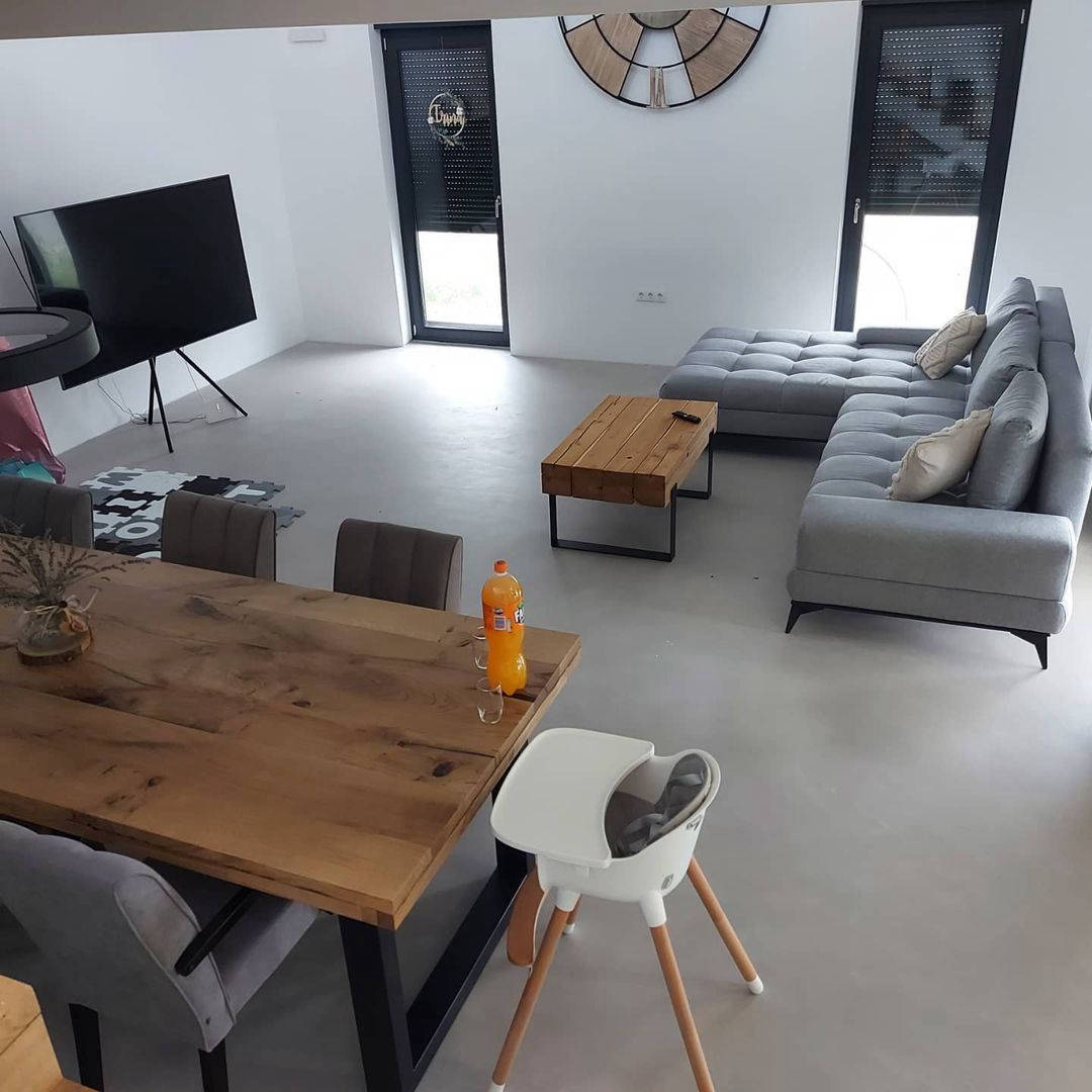 Cementare living room surface detail